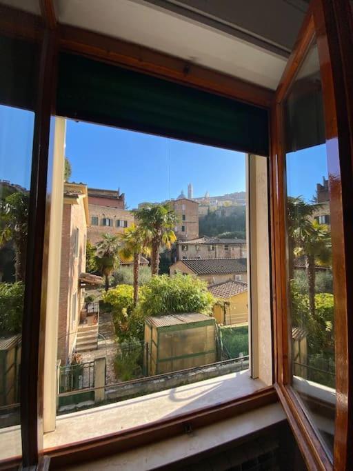 Appartamento A Due Passi Da Piazza Del Campo Siena Exteriör bild