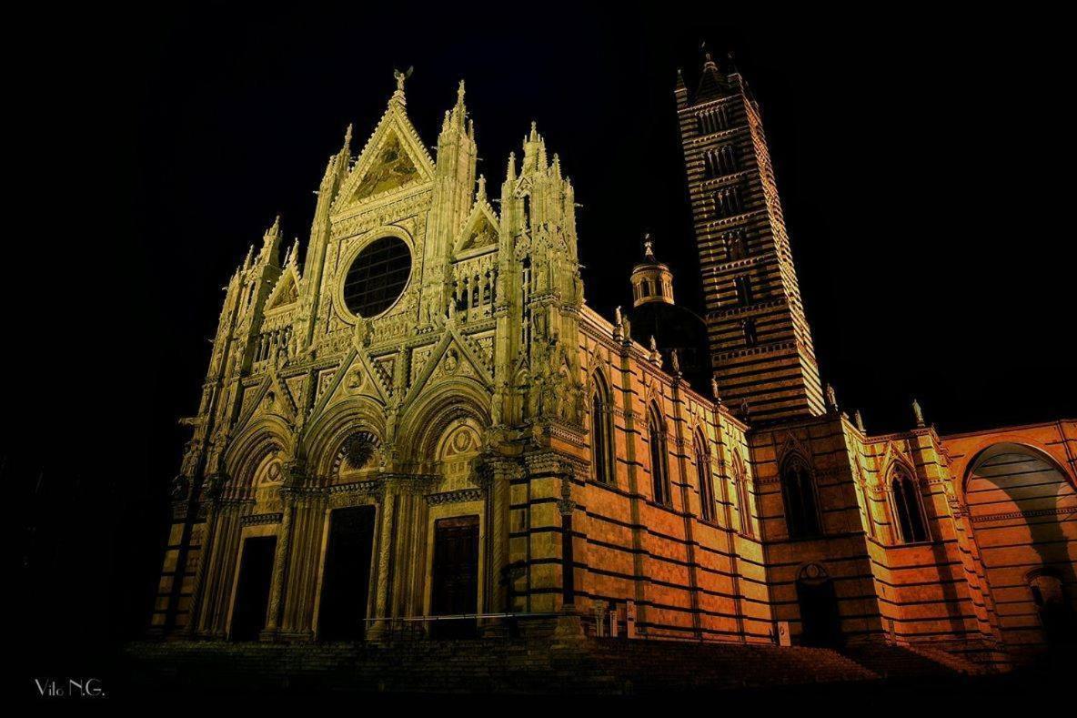 Appartamento A Due Passi Da Piazza Del Campo Siena Exteriör bild